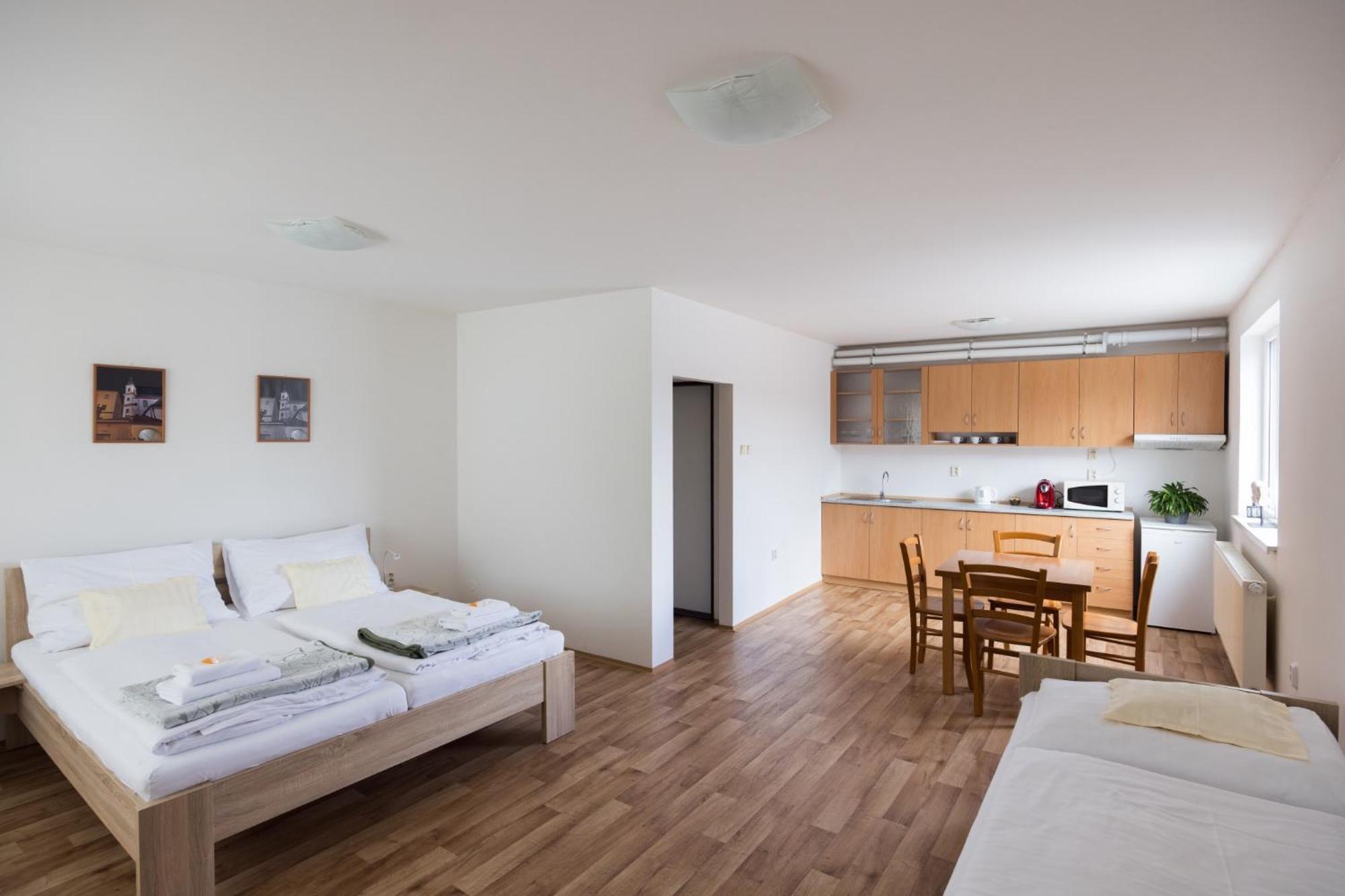 A Studio Veselka Litomyšl Extérieur photo