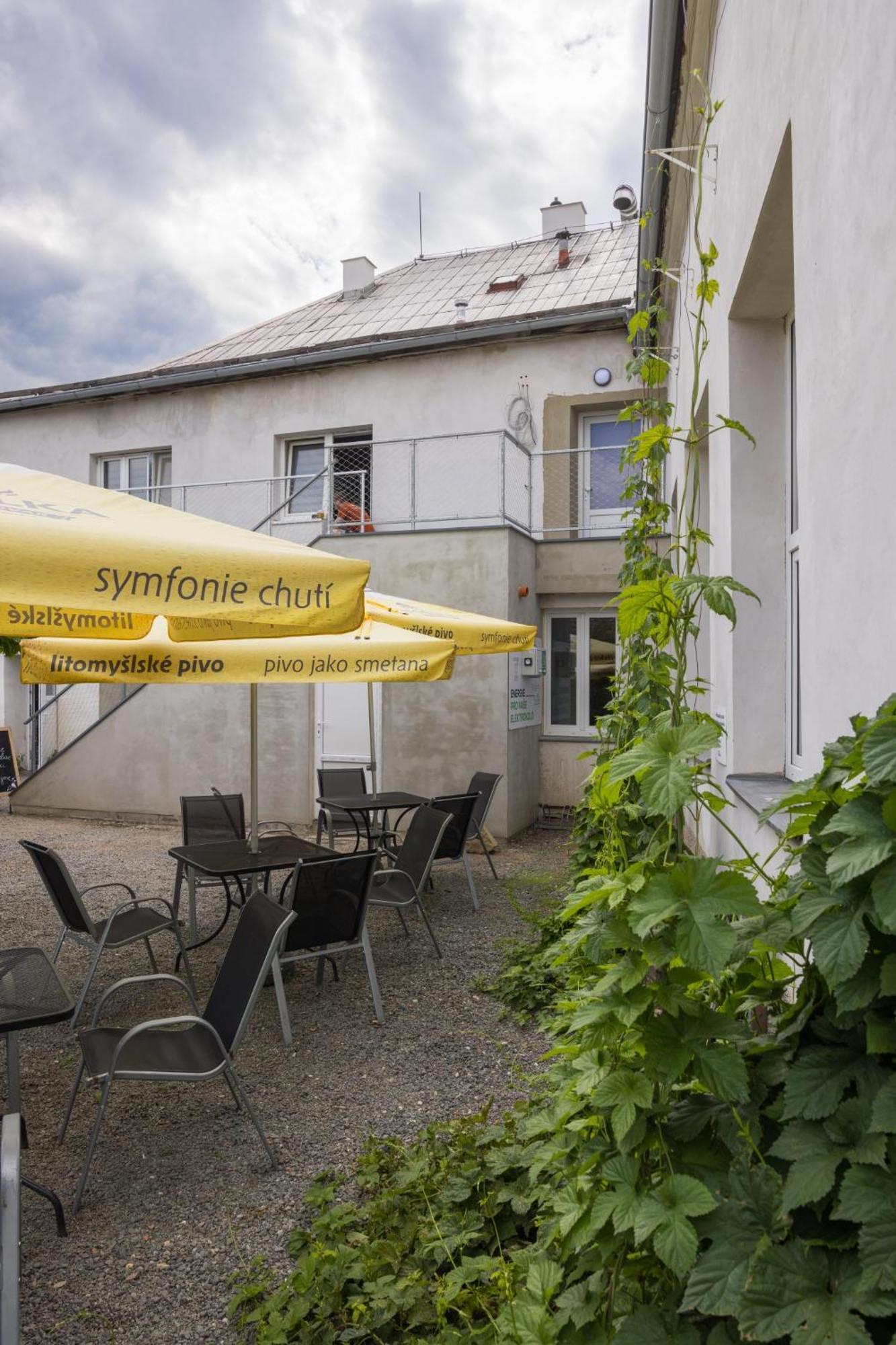 A Studio Veselka Litomyšl Extérieur photo